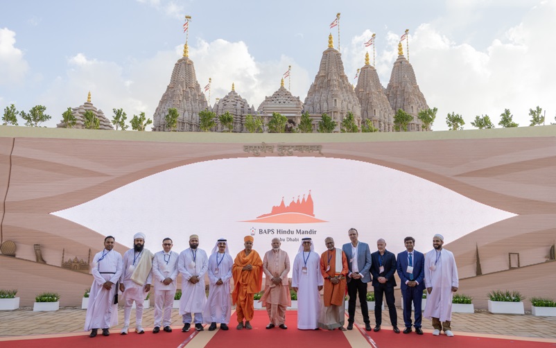 Hindu Mandir: India PM Modi inaugurates temple in Abu Dhabi - BBC News