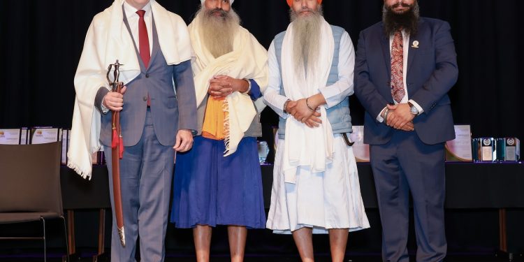  Prime Minister Anthony Albanese celebrates Sikh Vaisakhi in Melbourne and wears a turban out of respect.